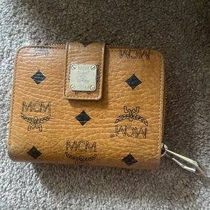 MCM Wallet